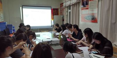 讲座1.jpg
